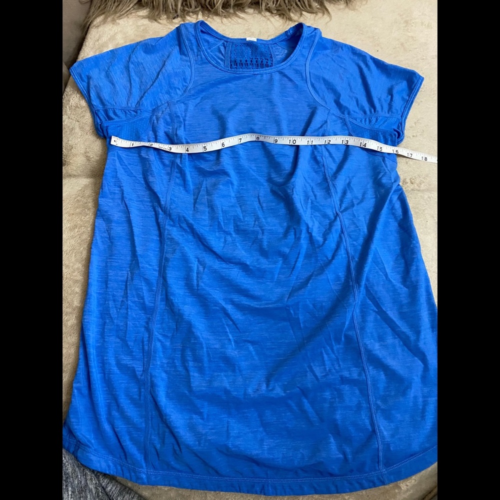 Lululemon top